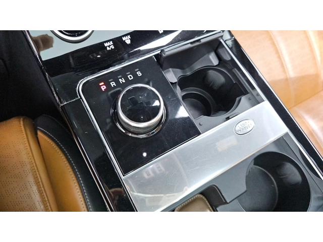 Land Rover Range Rover Velar D300 R-Dynamic HSE - автомобили, коли, обяви за нови и употребявани 7