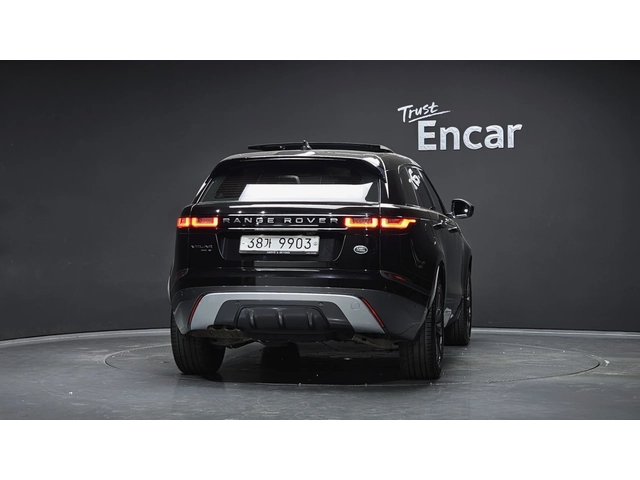 Land Rover Range Rover Velar D240 R-Dynamic SE - автомобили, коли, обяви за нови и употребявани 3
