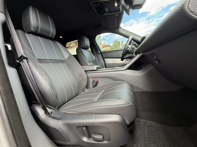 Land Rover Range Rover Velar R-Dynamic-4x4-241к.с-TOP-TOP - автомобили, коли, обяви за нови и употребявани 13