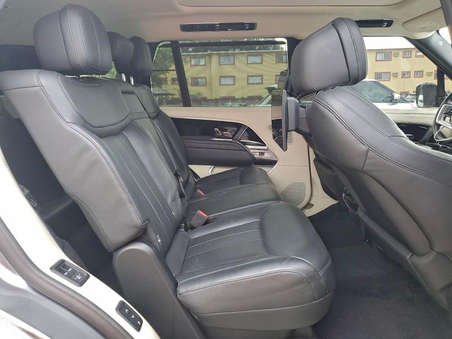 Land Rover ROVER 4.4L 8 ALL WHEEL DRIVE - автомобили, коли, обяви за нови и употребявани 11