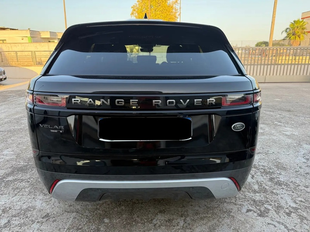 Land Rover Velar Velar 2.0d R-Dynamic - автомобили, коли, обяви за нови и употребявани 3