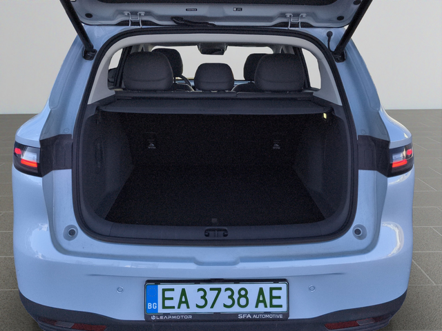 Leapmotor B10 DESIGN BEV 160kW 67.1kWh - автомобили, коли, обяви за нови и употребявани 1
