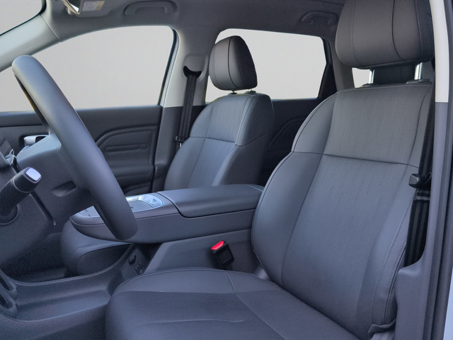 Leapmotor B10 DESIGN BEV 160kW 67.1kWh - автомобили, коли, обяви за нови и употребявани 4