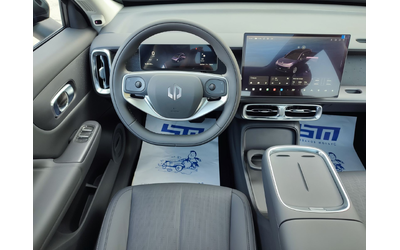 Leapmotor B10 DESIGN BEV 160kW SUV - автомобили, коли, обяви за нови и употребявани 9