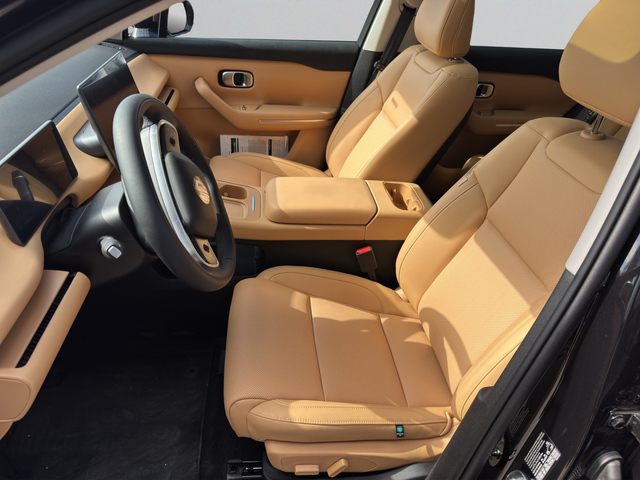 Leapmotor C10 DESIGN BEV 220kW 81,9kWh - автомобили, коли, обяви за нови и употребявани 9