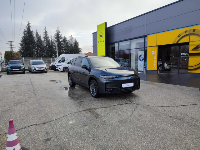 Leapmotor C10 LIFE Hybrid REEV - автомобили, коли, обяви за нови и употребявани 17