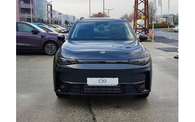 leapmotor-c10-life-hybrid-reev - 1