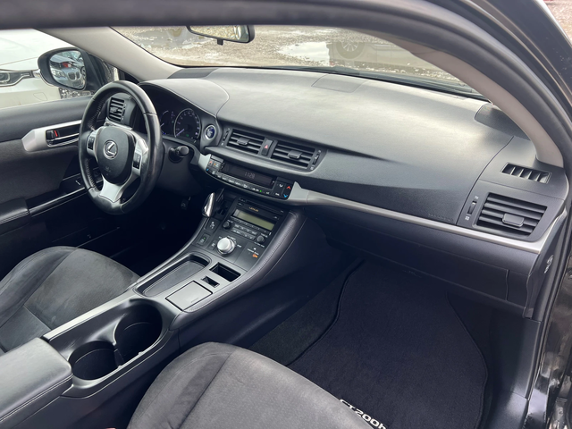 Lexus CT 200h 1.8 HYBRID - автомобили, коли, обяви за нови и употребявани 11