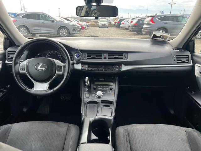 Lexus CT 200h 1.8 HYBRID - автомобили, коли, обяви за нови и употребявани 13