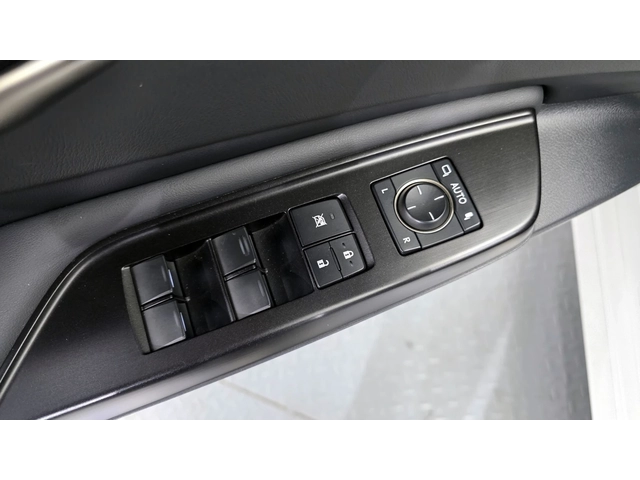Lexus ES 300 Supreme - автомобили, коли, обяви за нови и употребявани 10