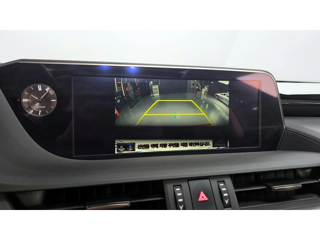 Lexus ES 300 Supreme - автомобили, коли, обяви за нови и употребявани 14