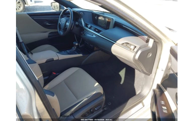 Lexus ES 350 - автомобили, коли, обяви за нови и употребявани 9