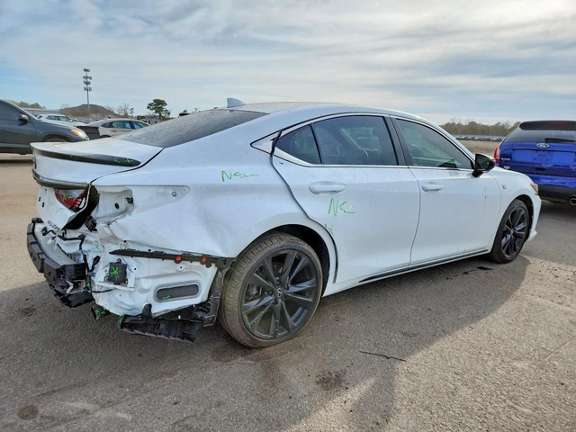 Lexus ES 350 F SPORT HANDLING* Лизинг* - автомобили, коли, обяви за нови и употребявани 2