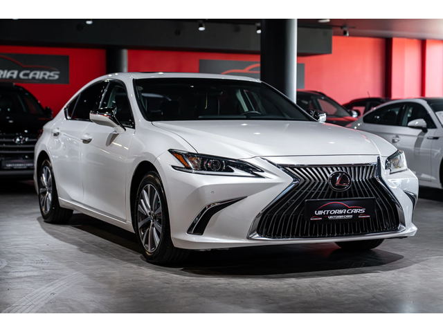 Lexus ES Lexus ES 350  - автомобили, коли, обяви за нови и употребявани 0