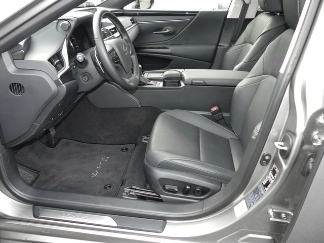 Lexus ES 300h - автомобили, коли, обяви за нови и употребявани 12