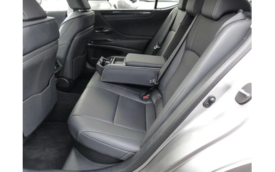 Lexus ES 300h - автомобили, коли, обяви за нови и употребявани 15