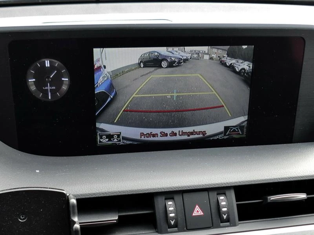 Lexus ES 300h - автомобили, коли, обяви за нови и употребявани 6