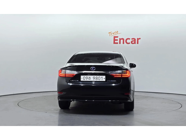 Lexus ES New Es300H Supreme Xv60 - автомобили, коли, обяви за нови и употребявани 3