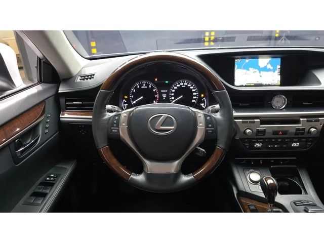 Lexus ES 350 EXECUTIVE | ПОДГРЕВ | ОБДУХ | ПАНОРАМА - автомобили, коли, обяви за нови и употребявани 9