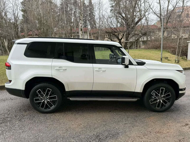 Lexus GX 550 LUXURY / НАЛИЧЕН / FULL - автомобили, коли, обяви за нови и употребявани 7