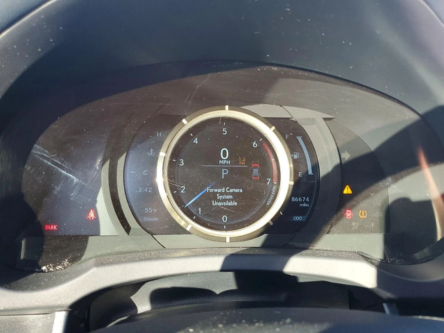 Lexus IS 200 * ШИБИДАХ* КОЖА* ПОДГРЕВ* ПАРКТРОНИК* НАВИ* - автомобили, коли, обяви за нови и употребявани 8