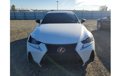 lexus-is-200 - 4