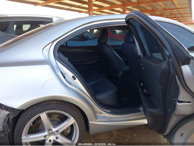 Lexus IS 200T 2.0L I-4 DI, DOHC, VVT, TURBO, 241HP Rear Wheel Drive - автомобили, коли, обяви за нови и употребявани 7