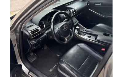 lexus-is-250 - 4