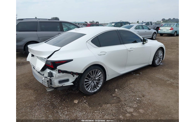 lexus-is-300-2-0l-i-4-di-dohc-vvt-turbo-241hp-rear-wheel-drive - 3