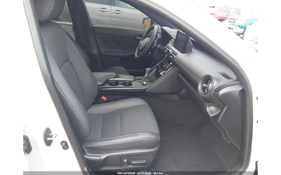 lexus-is-300-2-0l-i-4-di-dohc-vvt-turbo-241hp-rear-wheel-drive - 4