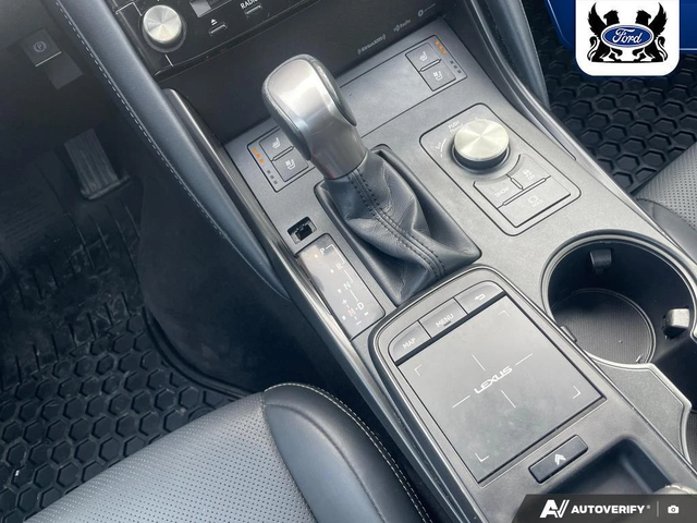 Lexus IS 300 AWD | LUX PACK | LEATHER | ROOF | NAVI | - автомобили, коли, обяви за нови и употребявани 7