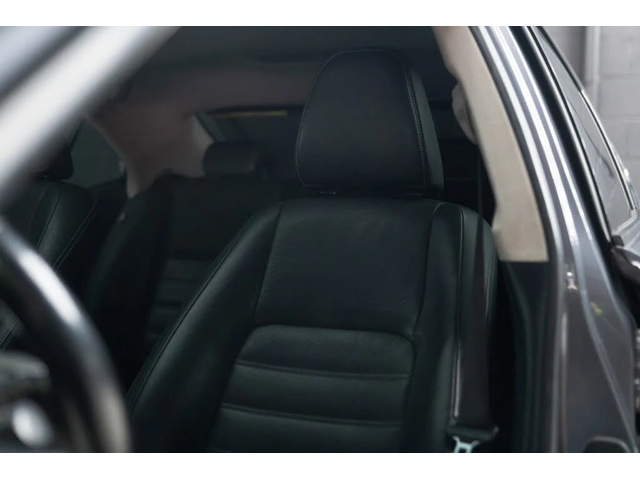 Lexus IS 300 - автомобили, коли, обяви за нови и употребявани 15