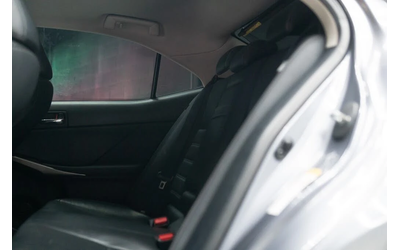 Lexus IS 300 - автомобили, коли, обяви за нови и употребявани 16