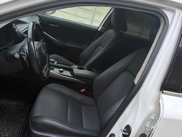 Lexus IS 300 * CARFAX * КАМЕРА * 2 КЛЮЧА * ПОДГРЕВИ - автомобили, коли, обяви за нови и употребявани 10