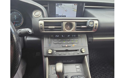Lexus IS 300 * 4dr Sdn AWD * PANO* KEYLESS* ПОДГРЕВ* - автомобили, коли, обяви за нови и употребявани 8