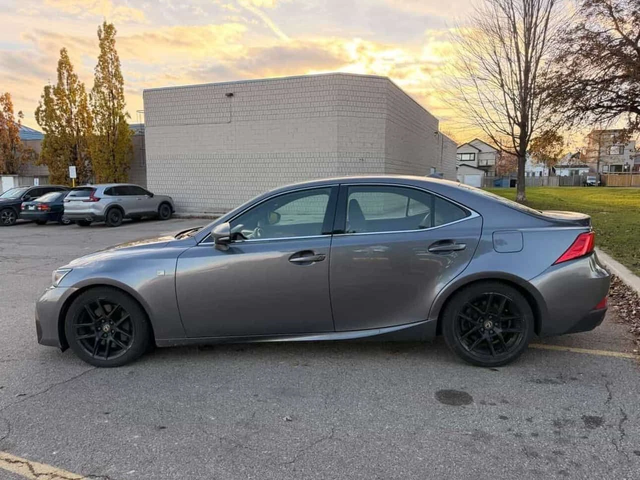 Lexus IS 300 DISTRONIC* ОБДУХВАНЕ* PANORAMA* - автомобили, коли, обяви за нови и употребявани 1