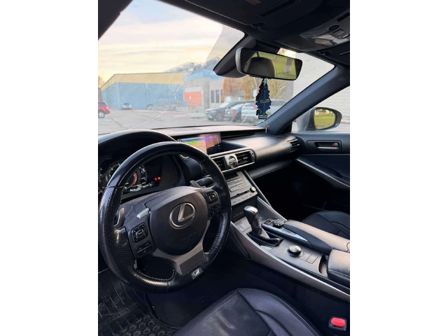 Lexus IS 300 DISTRONIC* ОБДУХВАНЕ* PANORAMA* - автомобили, коли, обяви за нови и употребявани 4