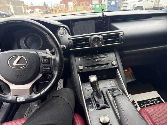 Lexus IS 300 * 4dr Sdn AWD * PANO* KEYLESS* ПОДГРЕВ* - автомобили, коли, обяви за нови и употребявани 8