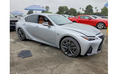 lexus-is-300 - 1
