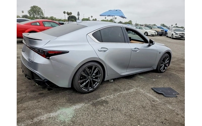 lexus-is-300 - 4