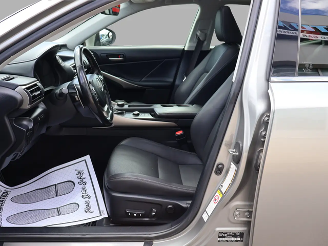 Lexus IS 300 AWD V6 CERTIFIED *LEXUS MAINTAIN*2nd WINTER* CAMERA NAV BLUETOOTH LEATHR HEATED SEATS SUNROOF CRUISE ALLOYS All Wheel Drive - автомобили, коли, обяви за нови и употребявани 12