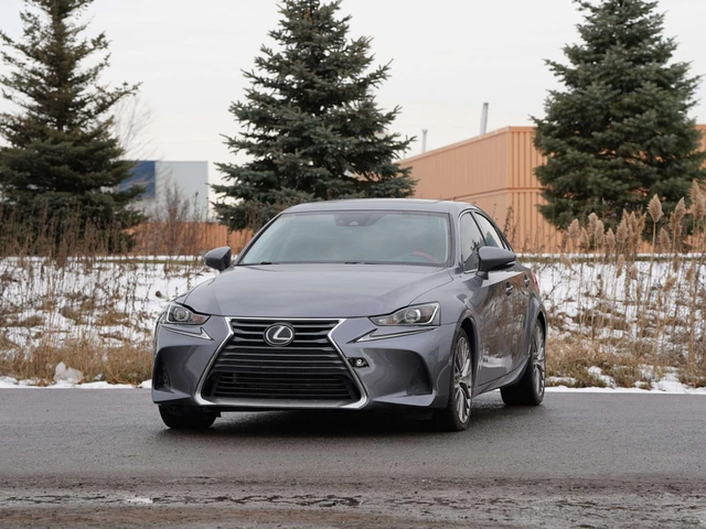 Lexus IS * 300 * CARFAX * ЦЕНА ДО БГ - автомобили, коли, обяви за нови и употребявани 1