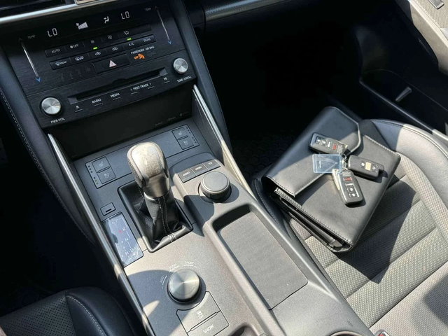 Lexus IS * 300 * CARFAX * ЦЕНА ДО БГ - автомобили, коли, обяви за нови и употребявани 14