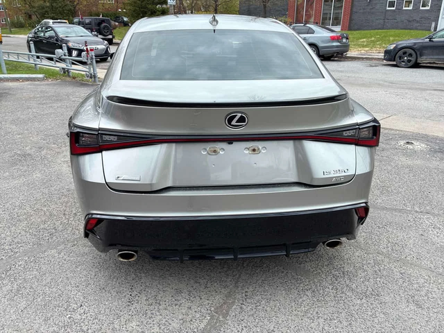 Lexus IS 350 F-SPORT* M/L* DISTRONIC* OБДУХВАНЕ - автомобили, коли, обяви за нови и употребявани 3