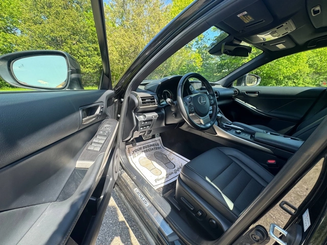 Lexus IS F SPORT 3 AWD* MARK LEVINSON* ПАНОРАМ - автомобили, коли, обяви за нови и употребявани 3