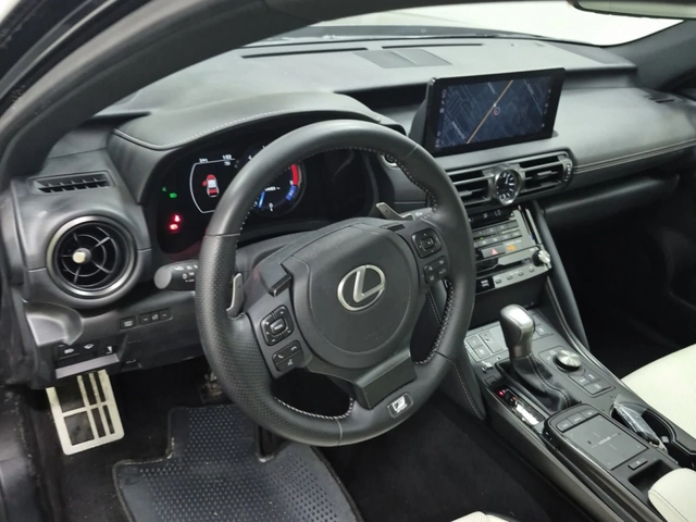 Lexus IS AWD 3.5L 6cyl - автомобили, коли, обяви за нови и употребявани 5
