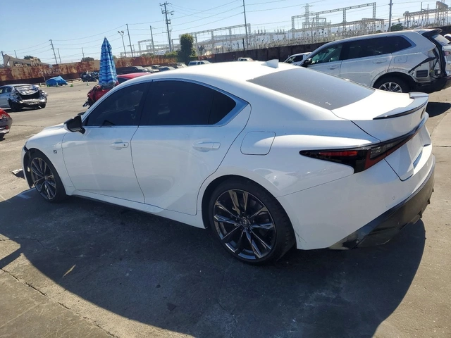 Lexus IS 350 F* SPORT* ПОДГРЕВ* КАМЕРА* SUNROOF* KEYLESS* - автомобили, коли, обяви за нови и употребявани 3