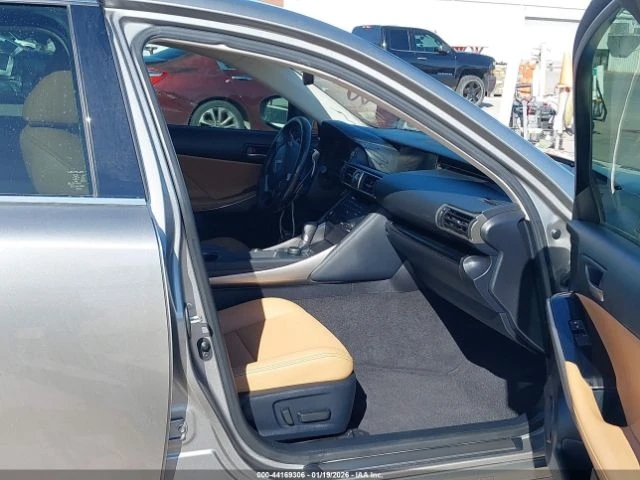 Lexus IS 300* KEYLESS* LED - автомобили, коли, обяви за нови и употребявани 5