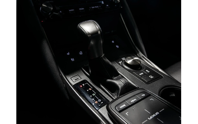 Lexus IS 300 AWD* АвтоКредит* (Цена до БГ) - автомобили, коли, обяви за нови и употребявани 10