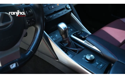 Lexus IS 4dr Sdn AWD * NO ACCIDENTS * All Wheel Drive - автомобили, коли, обяви за нови и употребявани 19